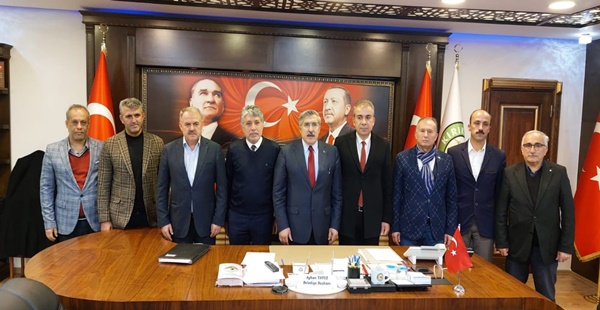 BAYRAKDAR VE TUTAR’DAN KIRIKHAN ÇIKARMASI