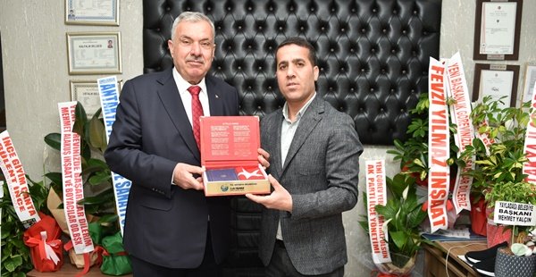 BAŞKAN YILMAZ, ANTAKYA AYAKKABICILAR ODASI BAŞKANLIĞI’NA SEÇİLEN  DOĞAN AYDIN’I ZİYARET ETTİ