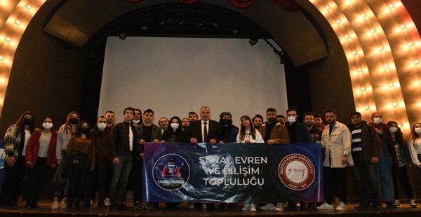 BAŞKAN YILMAZ, METAVERSE (SANAL EVREN) KONULU KONFERANSA KATILDI