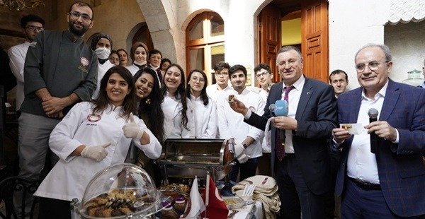 SOKAK LEZZETLERİ FESTİVALİ BÜYÜK İLGİ GÖRDÜ