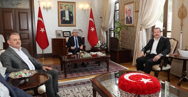 VALİ DOĞAN, MEMUR-SEN HEYETİNİ AĞIRLADI