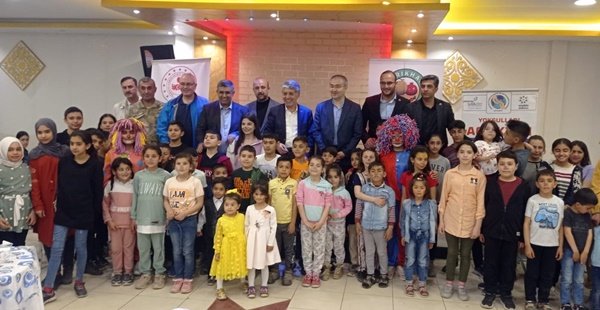 YAVUZ;” YETİMLERİMİZ İLE GEÇİRDİĞİM O DAKİKALAR HAYATIMIN EN ANLAMLI VE EN GÜZEL DAKİKALARI OLDU”