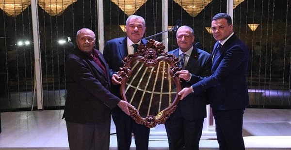 BAŞKAN YILMAZ ESNAFLARI İFTARDA AĞIRLADI