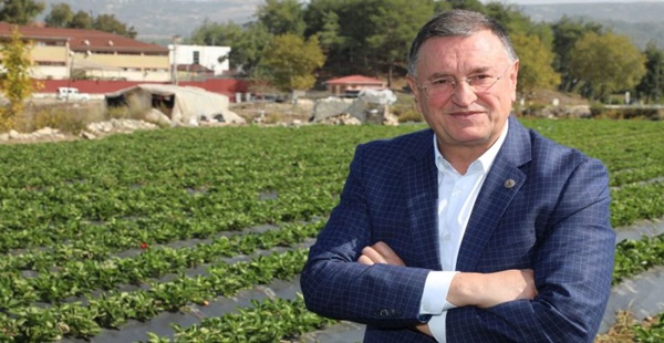 SAVAŞ: HATAYLI ÇİFTÇİMİZ TOPRAĞINI BIRAKMASIN DİYE TÜM UĞRAŞIMIZ!