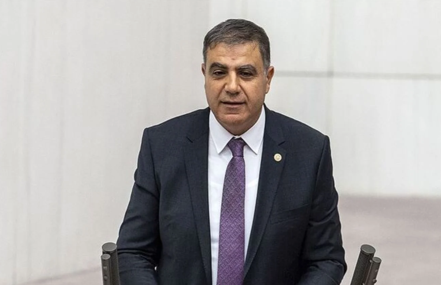 5 BİNİ AŞKIN TÜRK SUDAN’DAN TAHLİYE BEKLİYOR