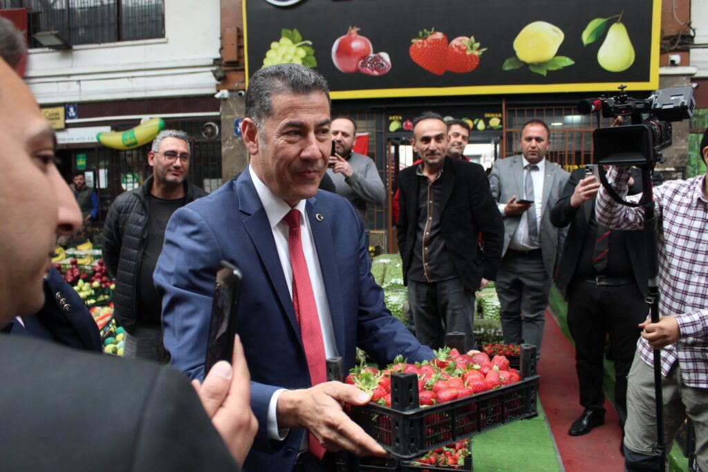 ÇİFTÇİLERİMİZ BÜYÜK ARAZİLERİN HİSSEDARI OLACAK