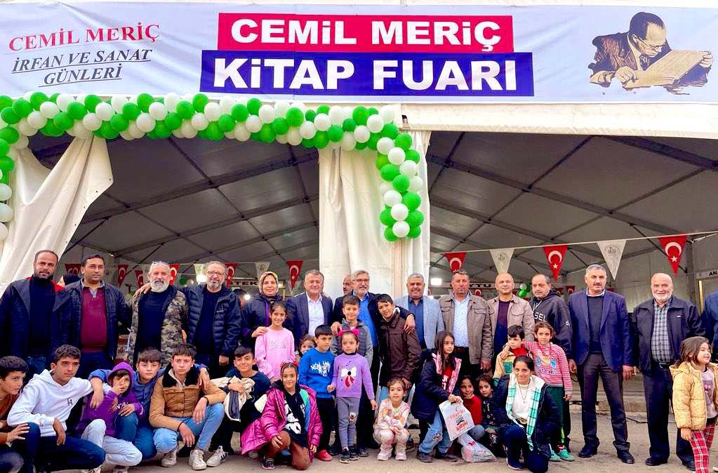 KİTAP SEVERLER REYHANLI’DA BULUŞTU