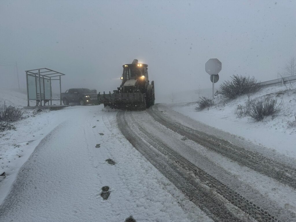 YAYLADAĞI İÇİN KAR LASTİĞİ UYARISI YAPILDI