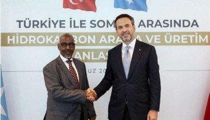HATAYLI BAKAN ANLAŞMAYI DUYURDU: TÜRKİYE PETROL VE DOĞALGAZ ARAYACAK
