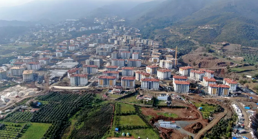 TOKİ KONUTLARINDA SORUNLAR BİTMİYOR