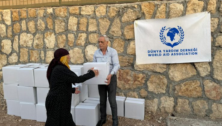 BAŞKAN TEMEL İHTİYAÇ SAHİPLERİNİN YANINDA