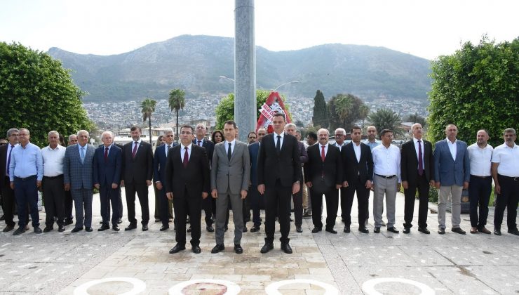 HATAY’DA AHİLİK HAFTASI ÇELENK TÖRENİ GERÇEKLEŞTİ