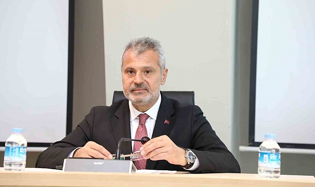 ÖNTÜRK: SOKAK HAYVANLARINA BARINAK YAPIYORUZ